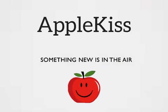 AppleKiss